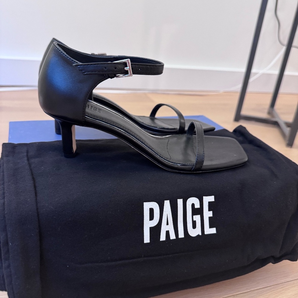 New in Box Black PAIGE Elin Ankle Strap Kitten Heel Sandal